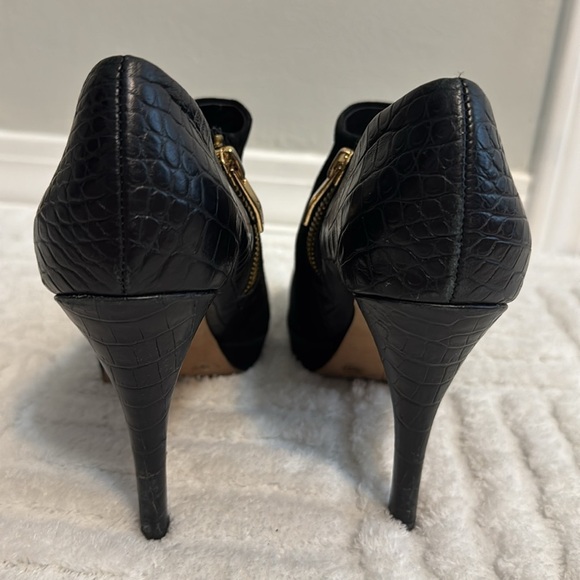 Vince Camuto Elvin Suede Platform Bootie With Crocodile Leather Heel - Picture 6 of 9